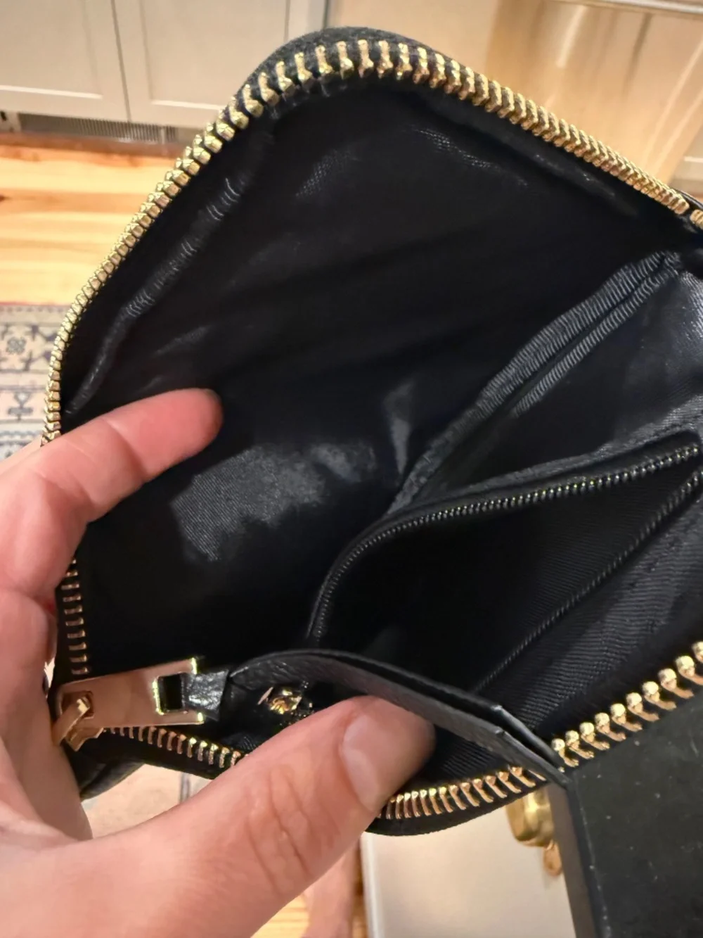 Bandolier NWOT Expanded pouch